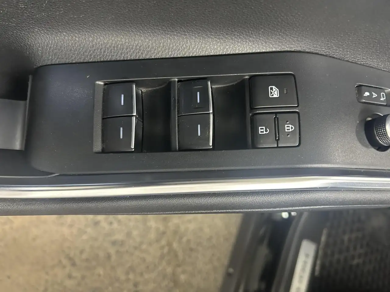 Toyota Highlander снимка Toyota Highlander