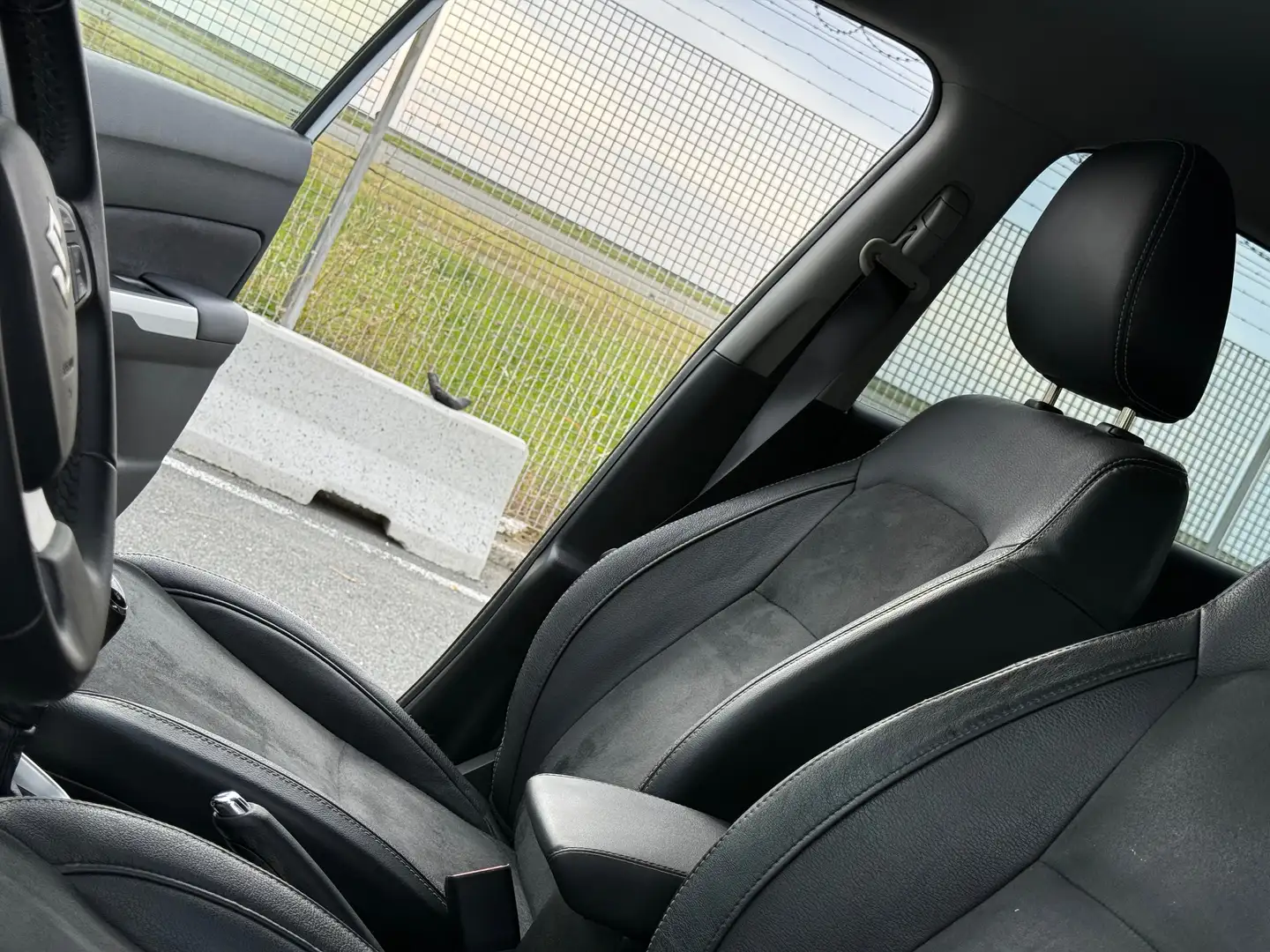 Suzuki Vitara 1.6 ddis V-Top s-UNICA FULL-EURO 6-PERMUTABILE Blanc - 2