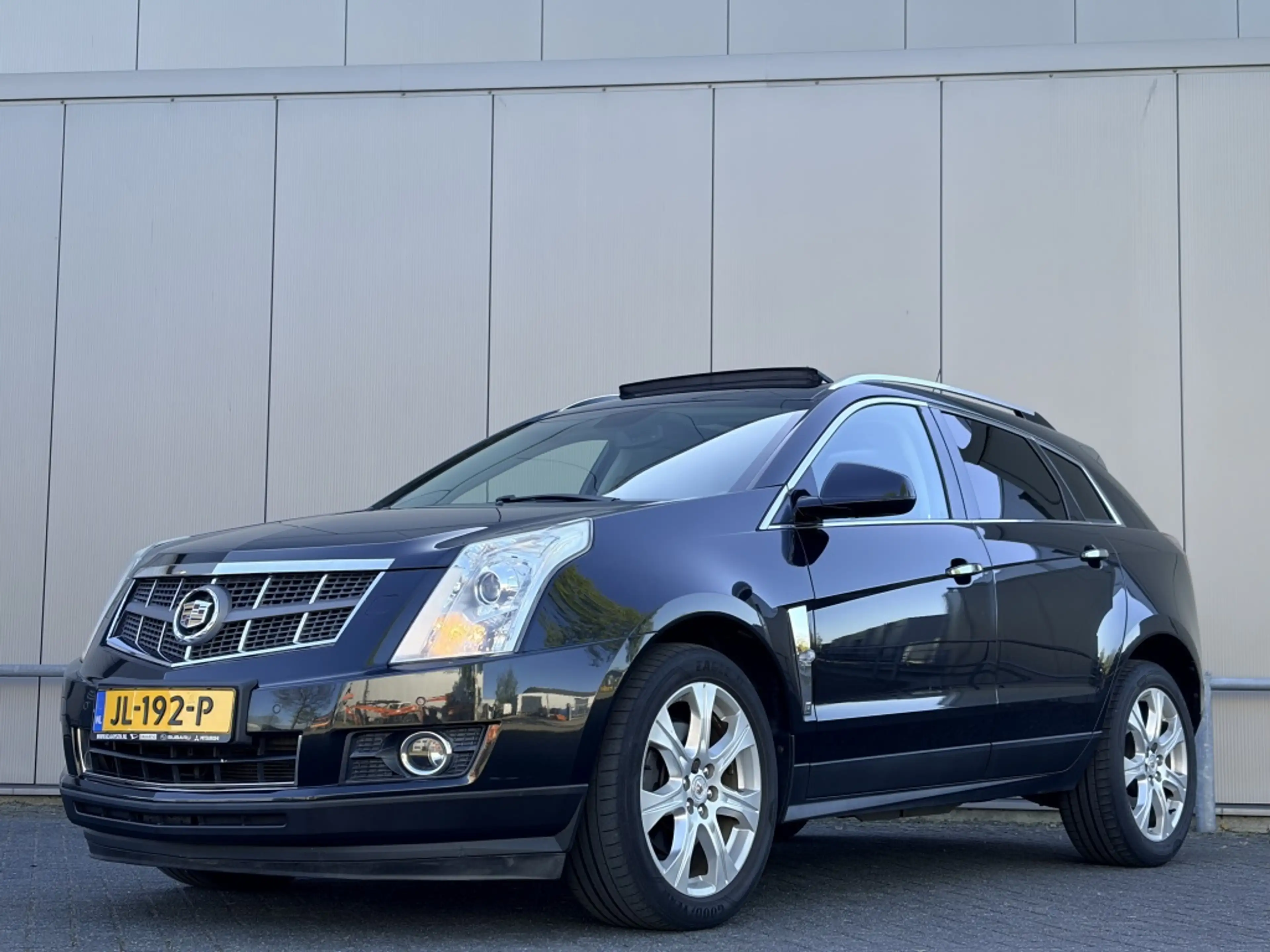Cadillac SRX 3.0 V6 AWD - pano - airco - memory - cruise - came
