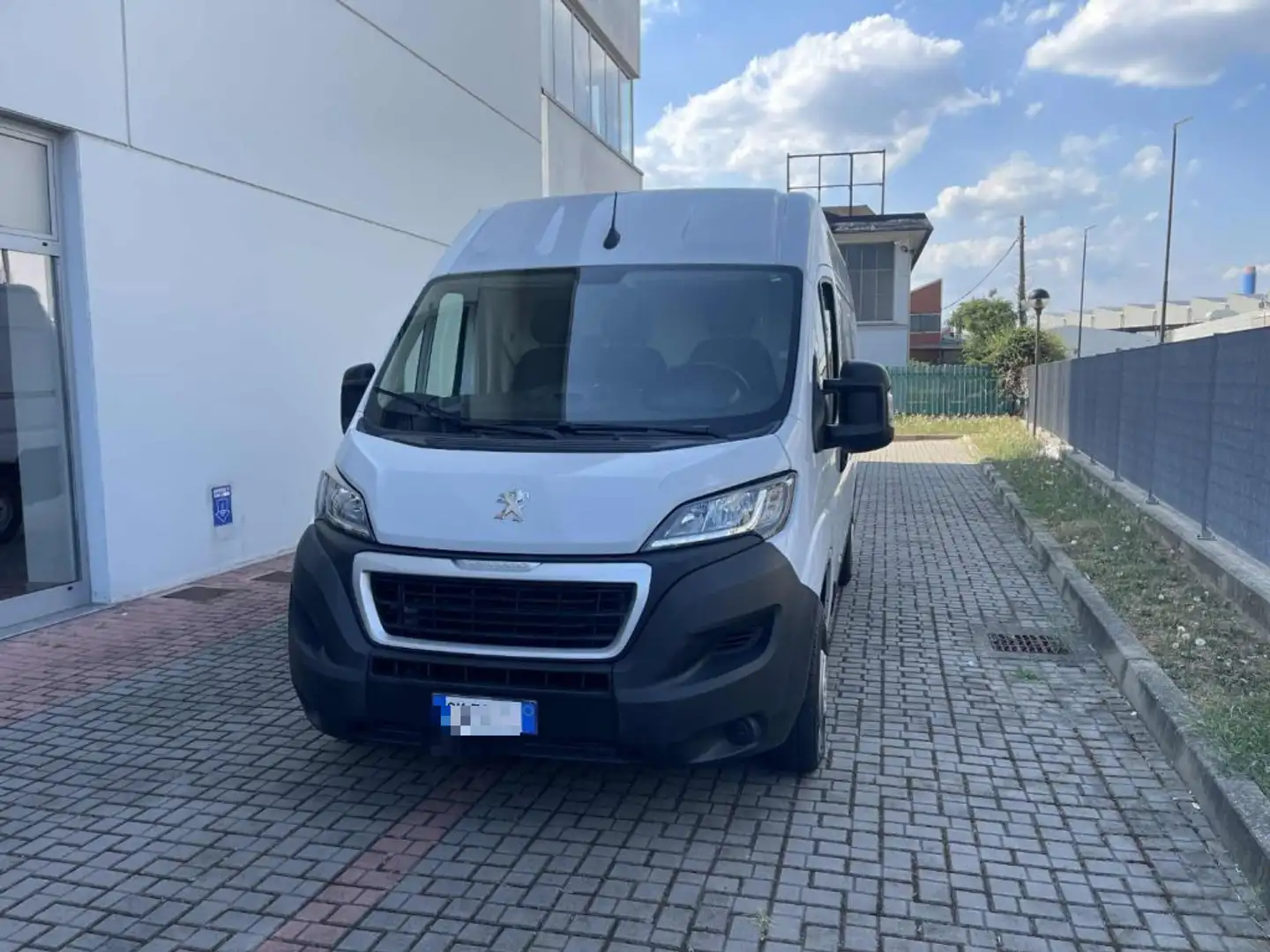 Fiat Ducato BOXER 333 2.2 BlueHDi 140 S&S L2H2 Furgone Blanc - 1