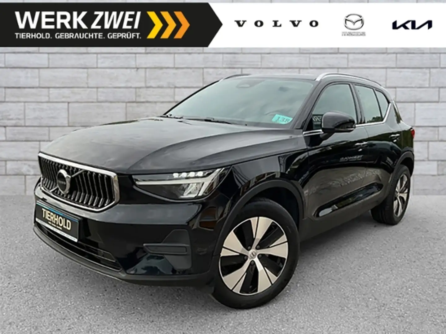 Volvo XC40 B4 Plus Bright AWD AHK LEDER STANDHZ Schwarz - 1
