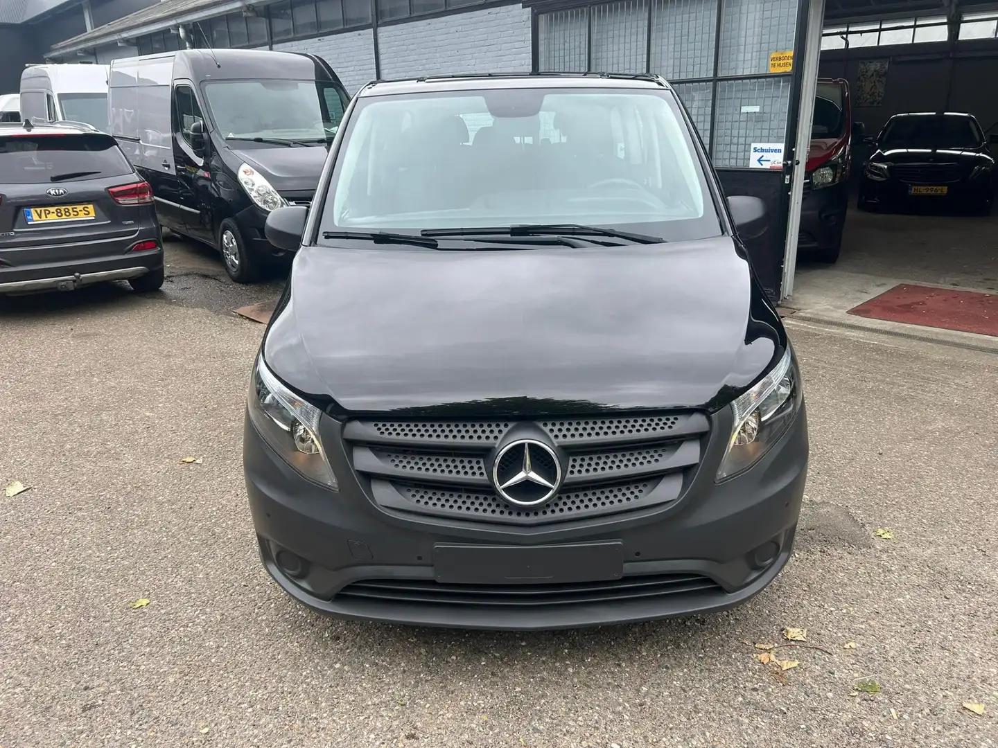 Mercedes-Benz Vito Tourer 114 CDI Lang 9 pers autom ex btw bpm Zwart - 2