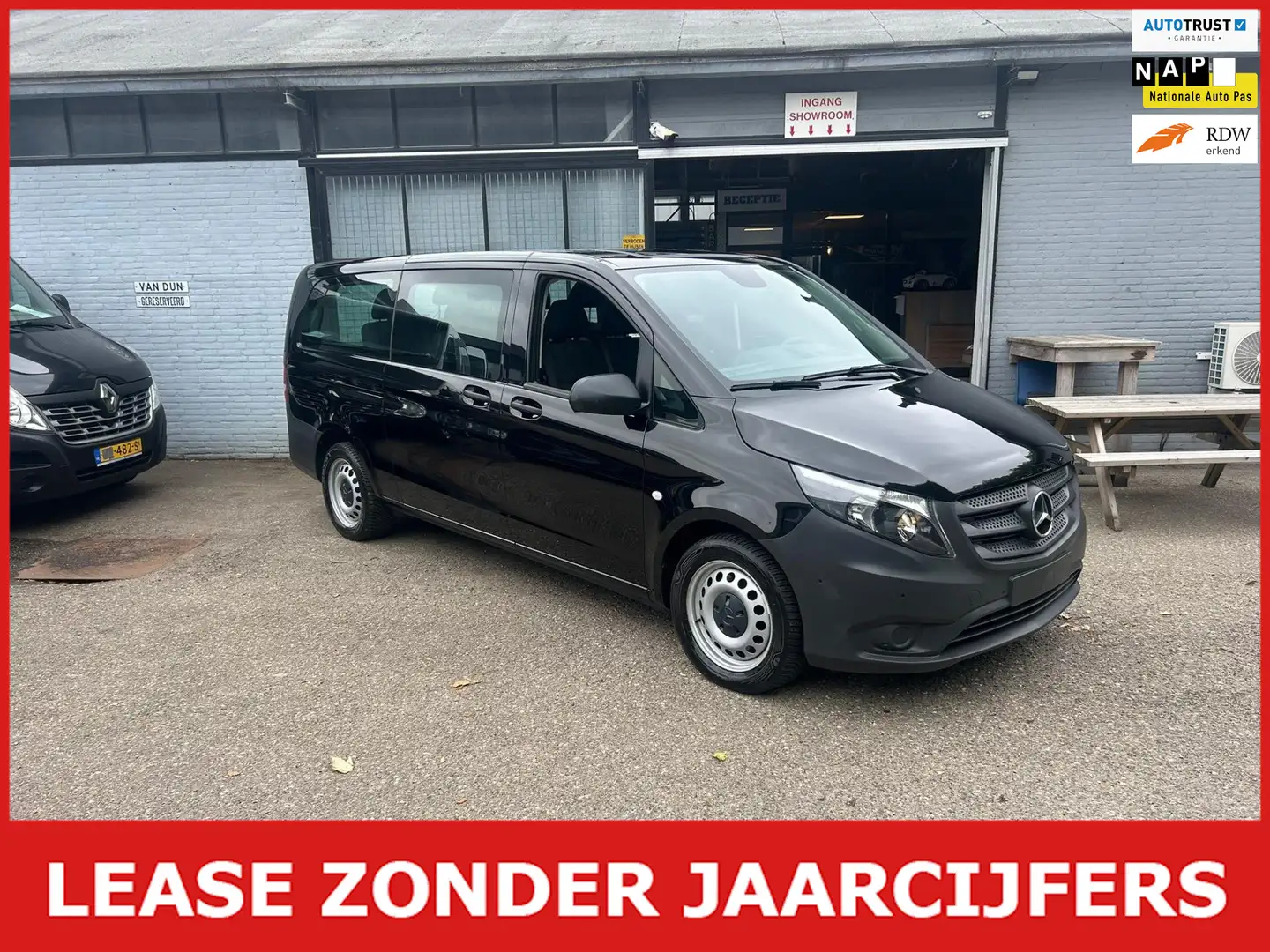 Mercedes-Benz Vito Tourer 114 CDI Lang 9 pers autom ex btw bpm Zwart - 1