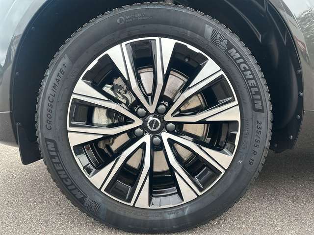 Volvo XC60 B5 AWD Mild-Hybrid Plus Dark AHK ACC BLIS