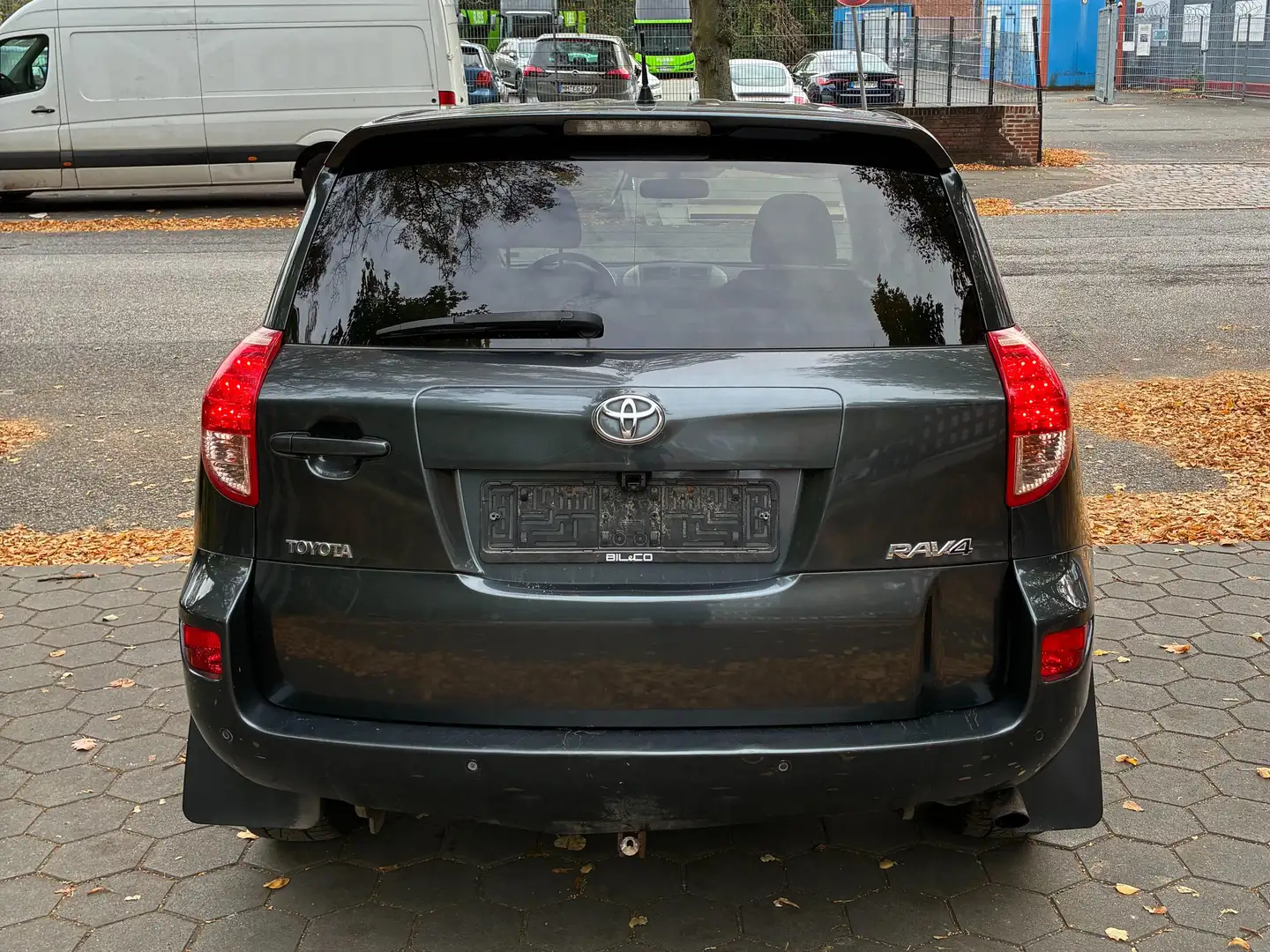 Toyota RAV 4 Toyota RAV4 2,2 Diesel D4D Grau - 2
