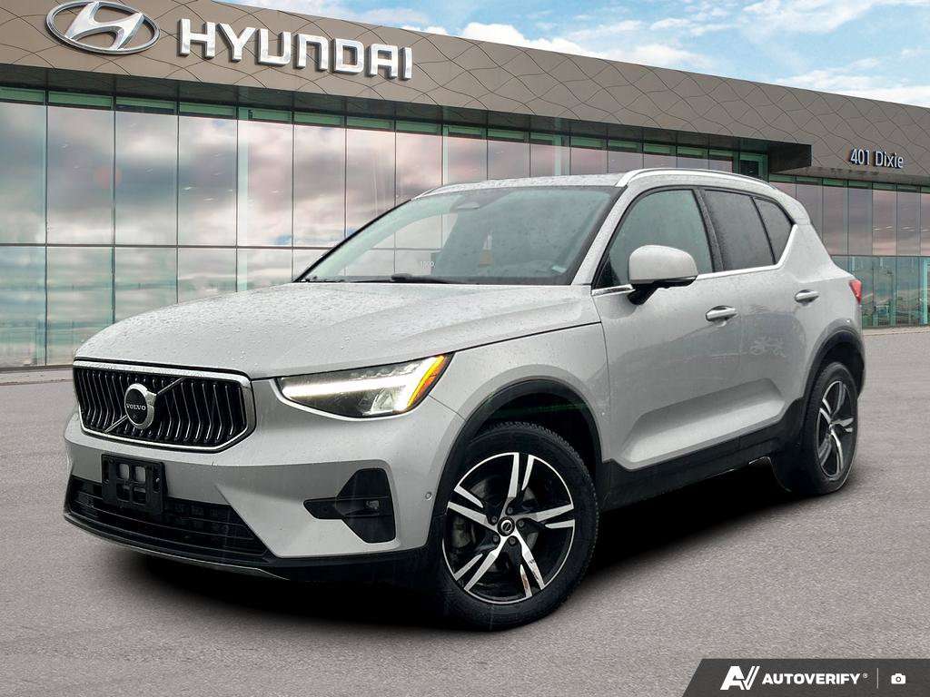 2023 Volvo XC40