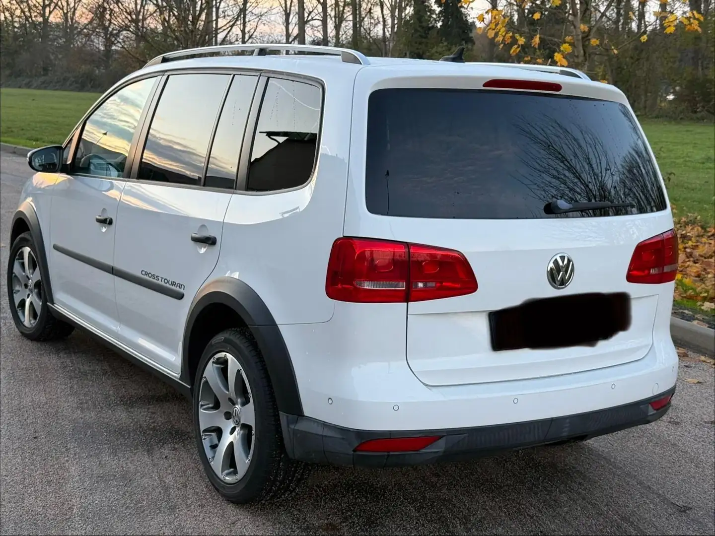 Volkswagen Cross Touran Touran 2.0 TDI DPF Cross Blanc - 2