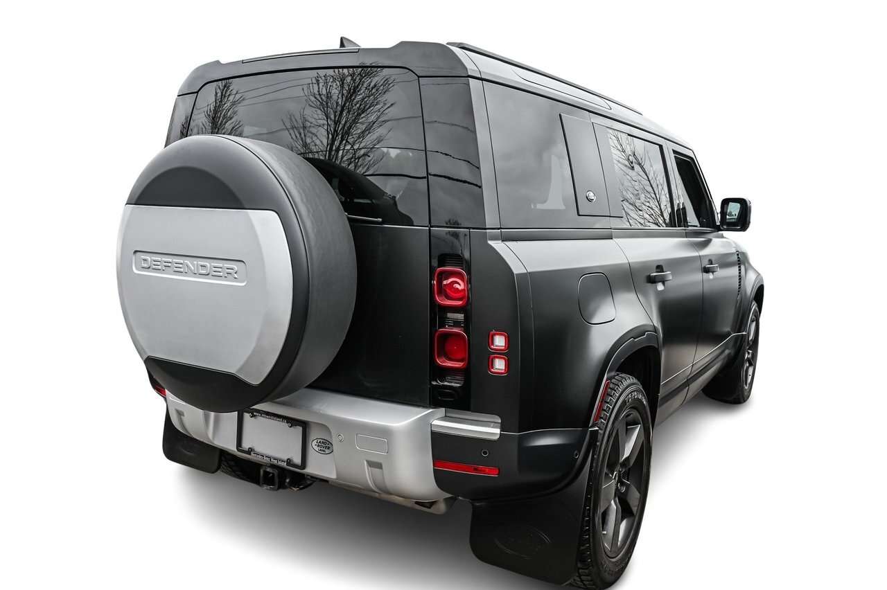 2023 Land Rover Defender 110 P300 S thumb 6