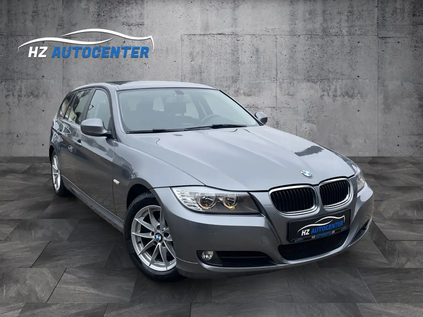 BMW 320 d Touring 320d*NAVI*GARANTIE*1.HAND*EURO 5 Grey - 1