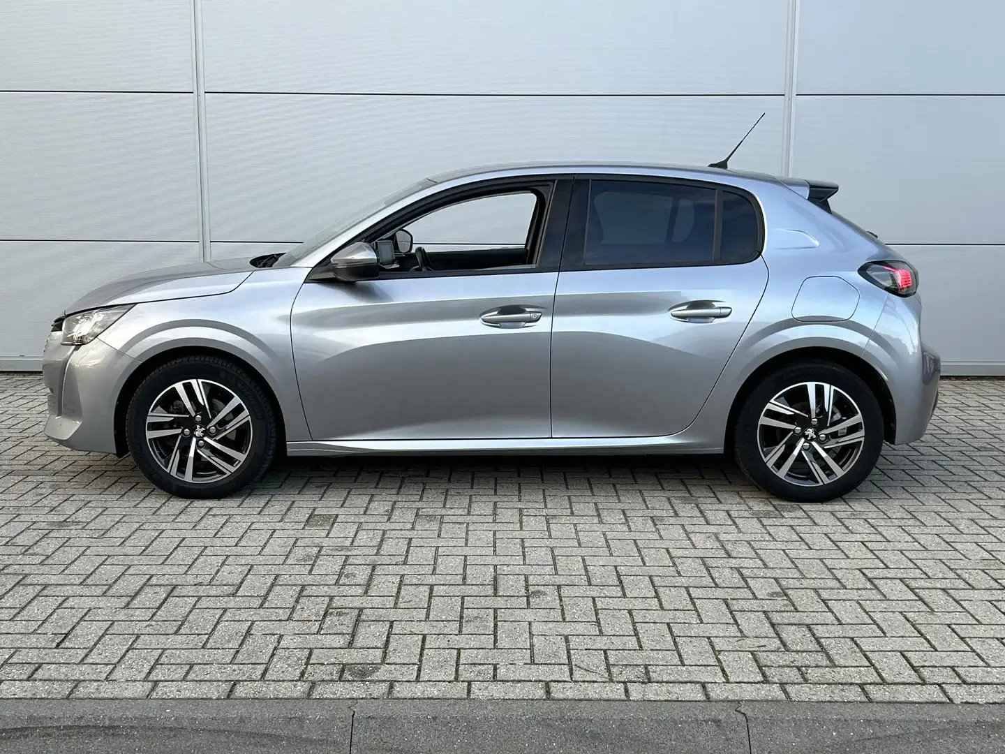 Peugeot 208 1.2 PureTech Allure | Parkeersensoren | Apple Carp Gris - 2