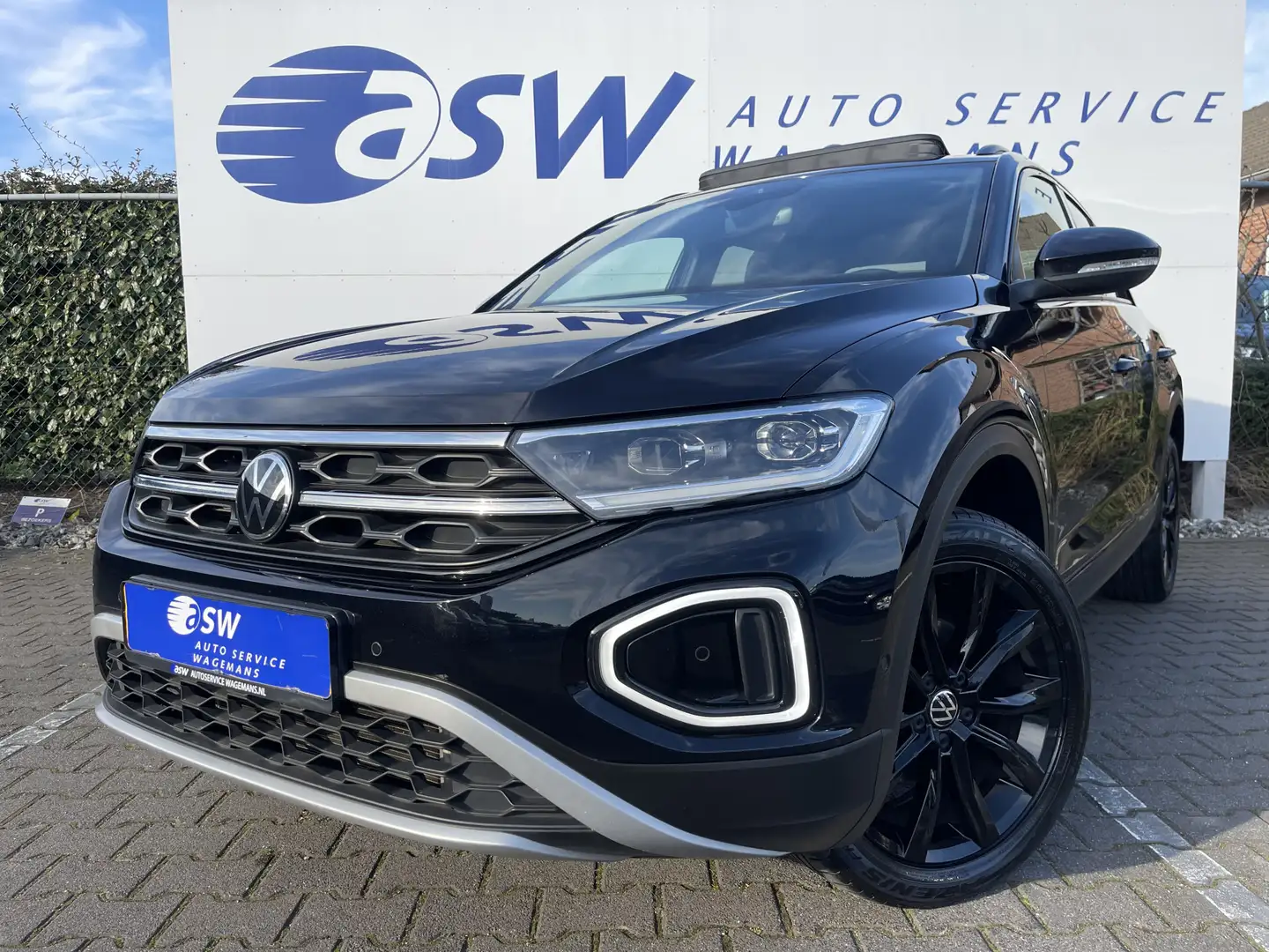 Volkswagen T-Roc 1.5 TSI Style | Pano | CarPlay | ACC | IQ Light | Negro - 2