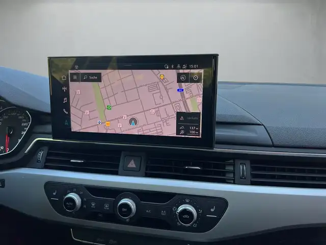 Audi A4 view 10