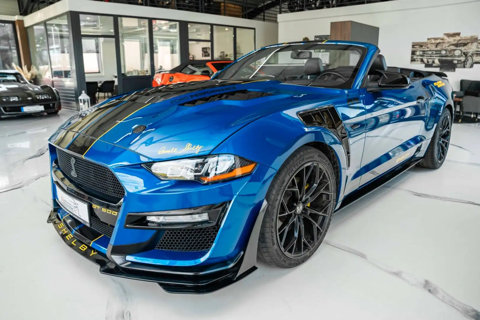 Ford Mustang 3,7 V6 GT 500 SHELBY Blau - 1