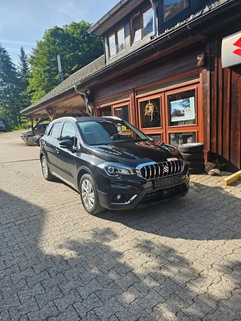 Suzuki S-Cross 1.4 Comfort Hybrid ALLGRIP Schwarz - 2