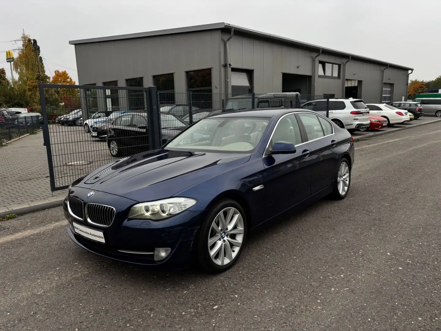 BMW 535 iA Sport Navi+/Leder/Bi-Xenon/AHK/SO+WR Blau - 1