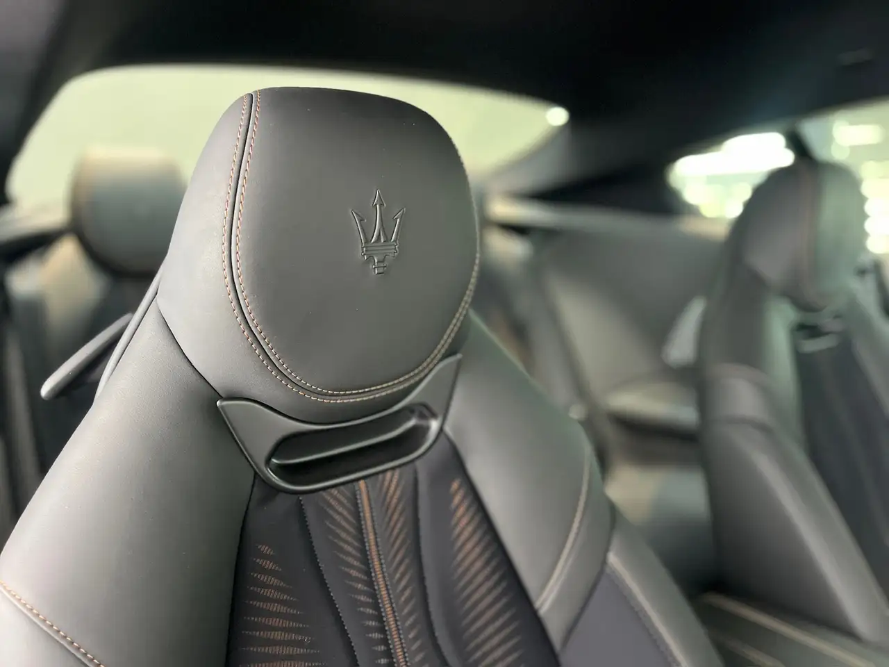 Maserati GranTurismo 2025 — фото 10