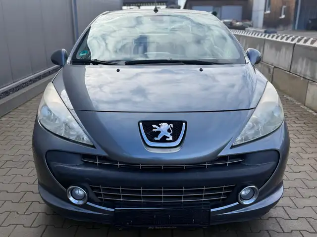 Peugeot 207 view 2