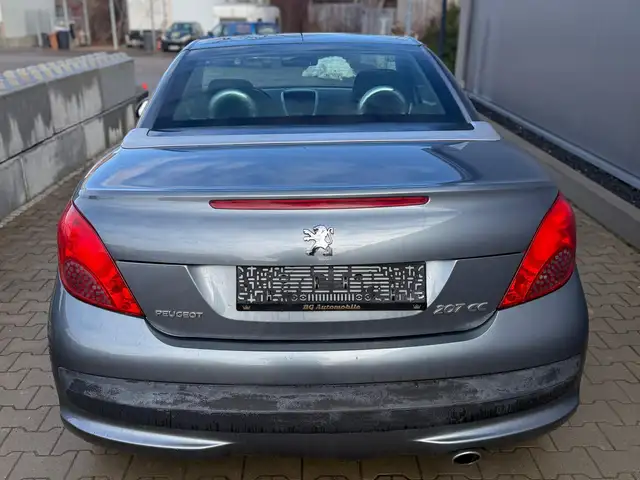 Peugeot 207 view 8