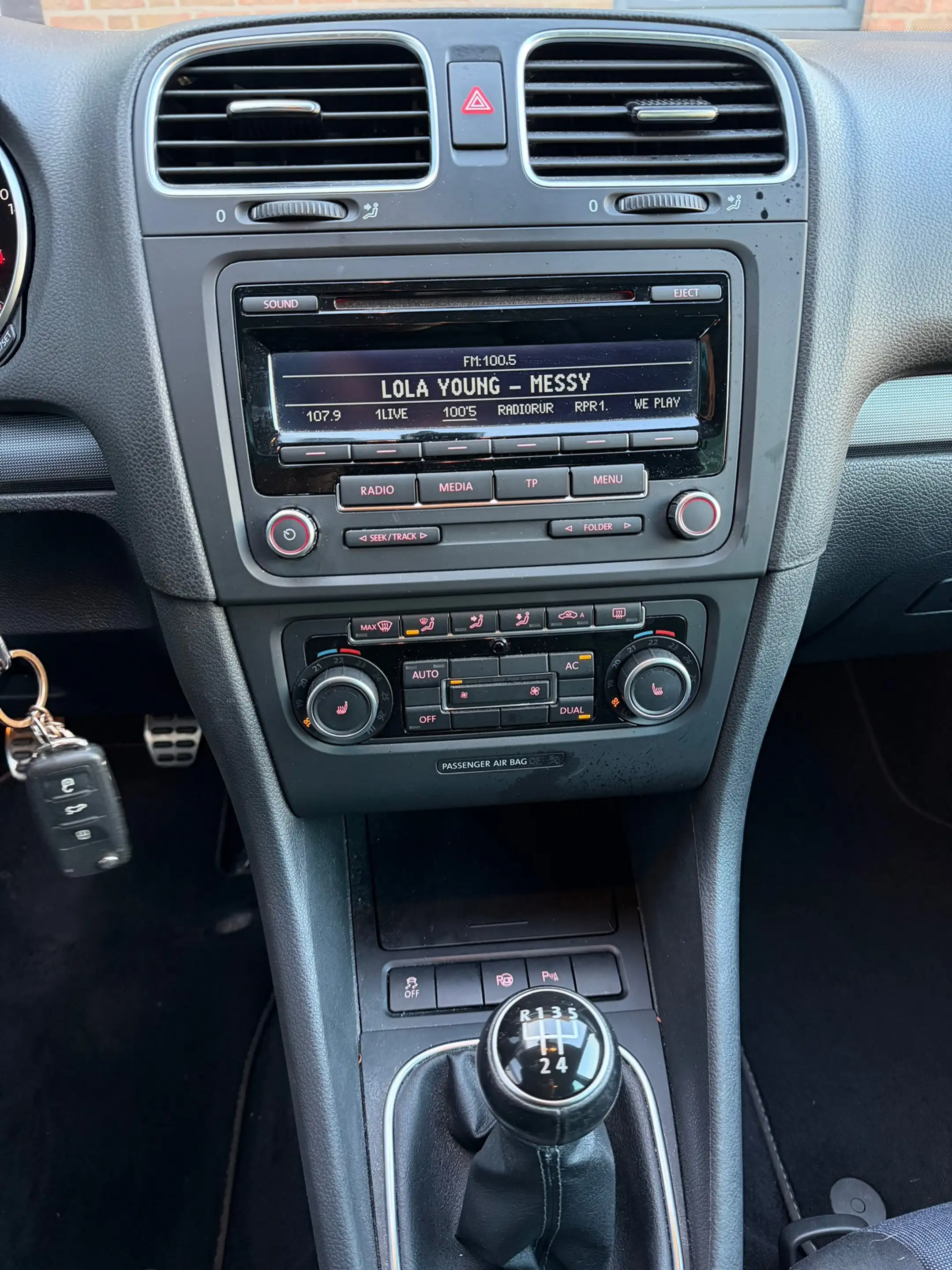 Volkswagen Golf 1.4 Highline Style — photo 10