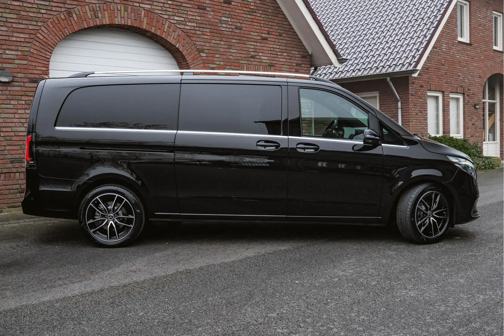 Mercedes-Benz V 300 300d Extra Lang L3 237PK Automaat DUB/CAB 360°  Ca Noir - 2