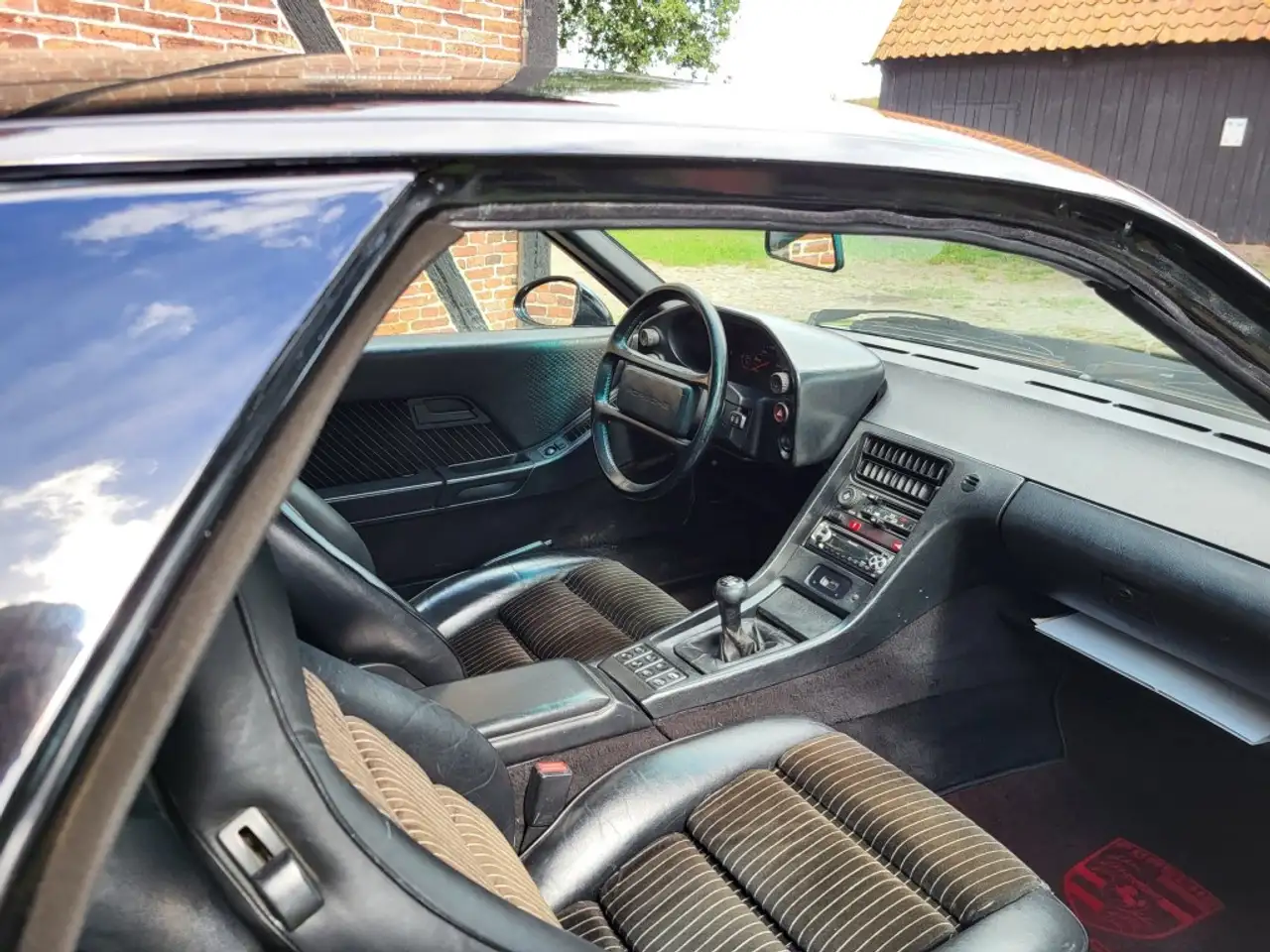 Porsche 928 S4 handgeschakeld, foto 6