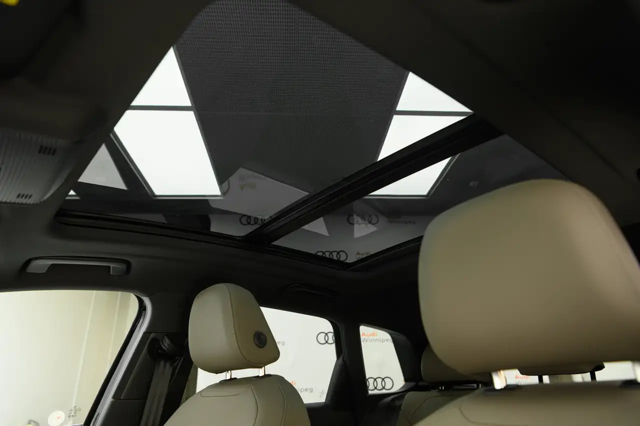 Audi Q3 снимка Audi Q3