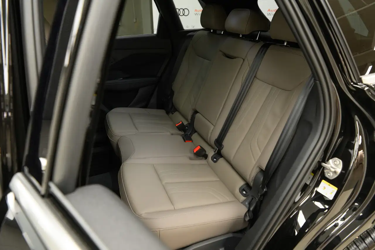 Audi Q3 снимка Audi Q3