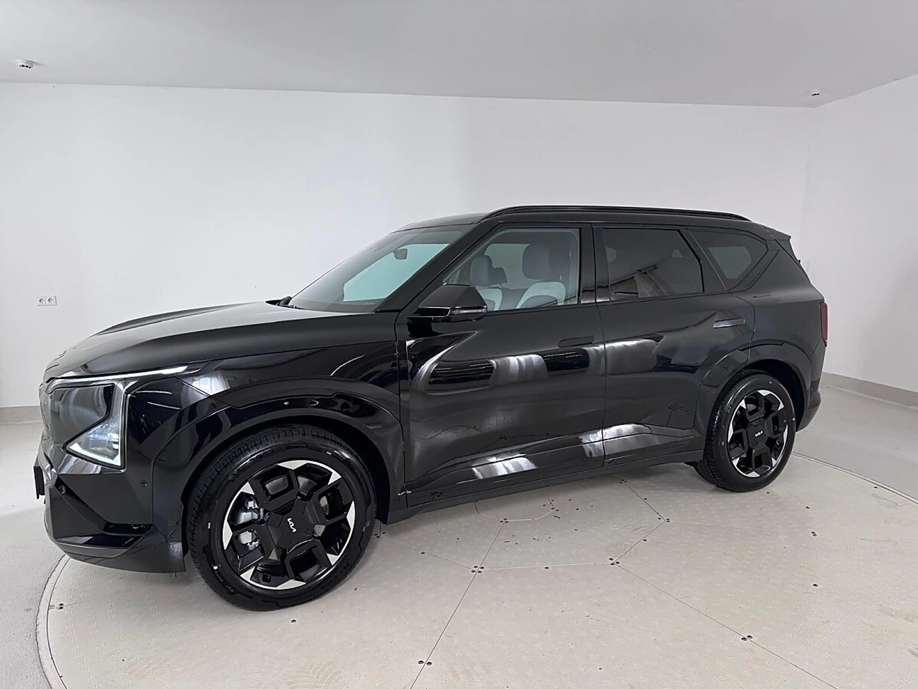 Kia EV5 /GT-LINE/81,4KWH/AT/FWD/216/MY26|Auto Stahl W22 — photo 3