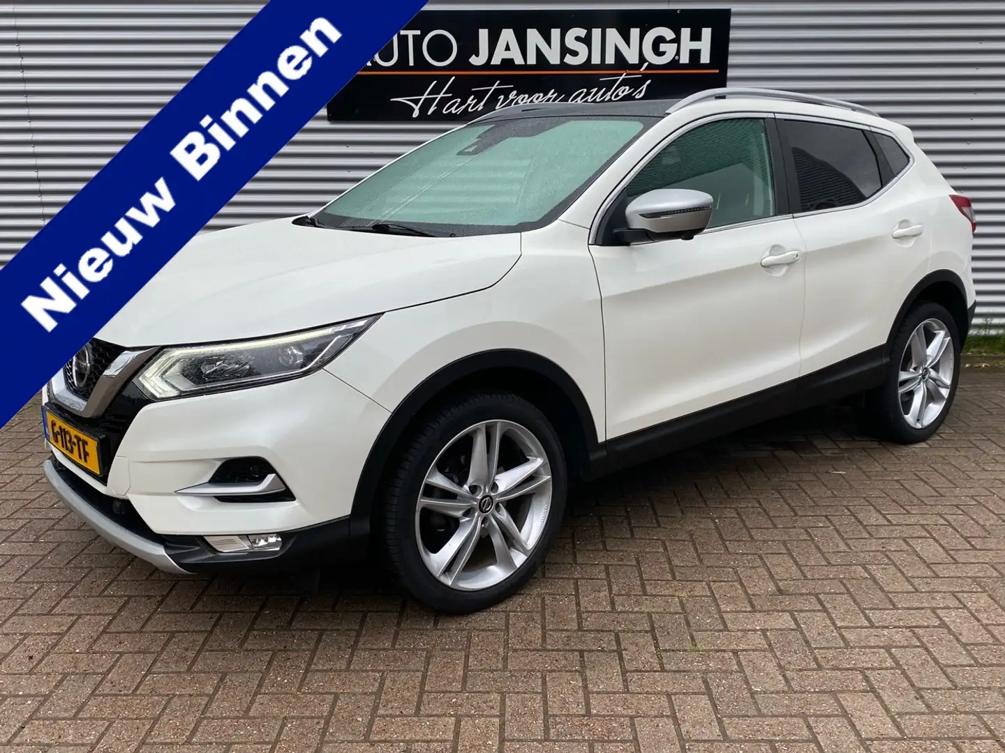Nissan Qashqai 1.3 DIG-T N-Motion | Panoramadak! | Cruise | Clima Wit - 1