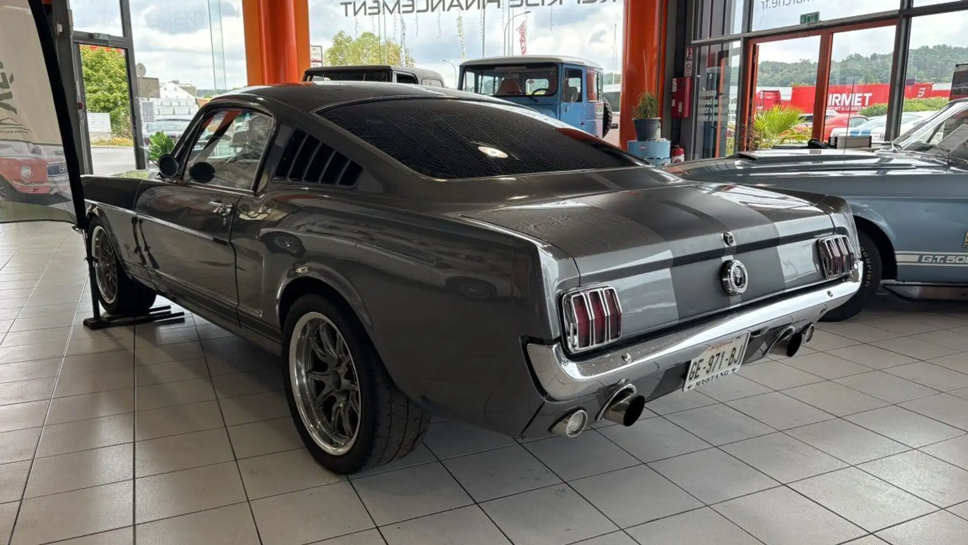 Ford Mustang FASTBACK V8 CLONE GT 350 GRISE Gris - 2