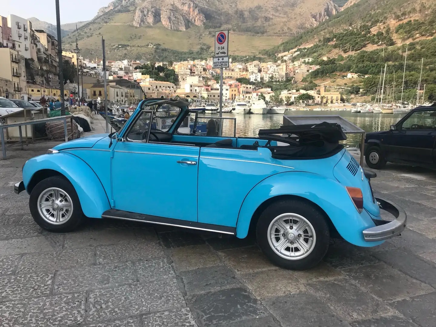 Volkswagen Maggiolino maggiolone cabrio Blu/Azzurro - 1