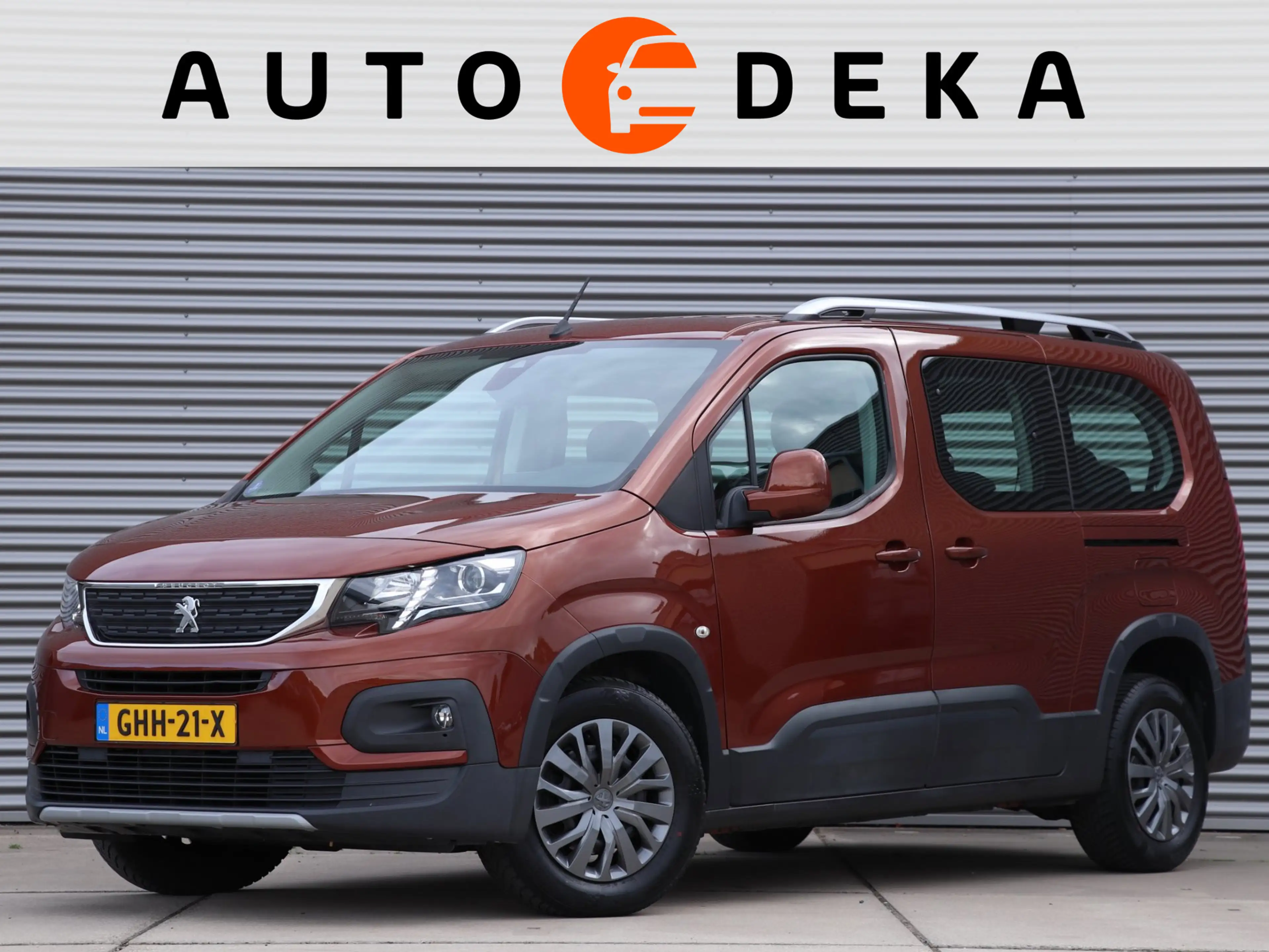 Peugeot Rifter Long 1.2 Puretech Allure 7 PERS. *Klimaatreg.*Park