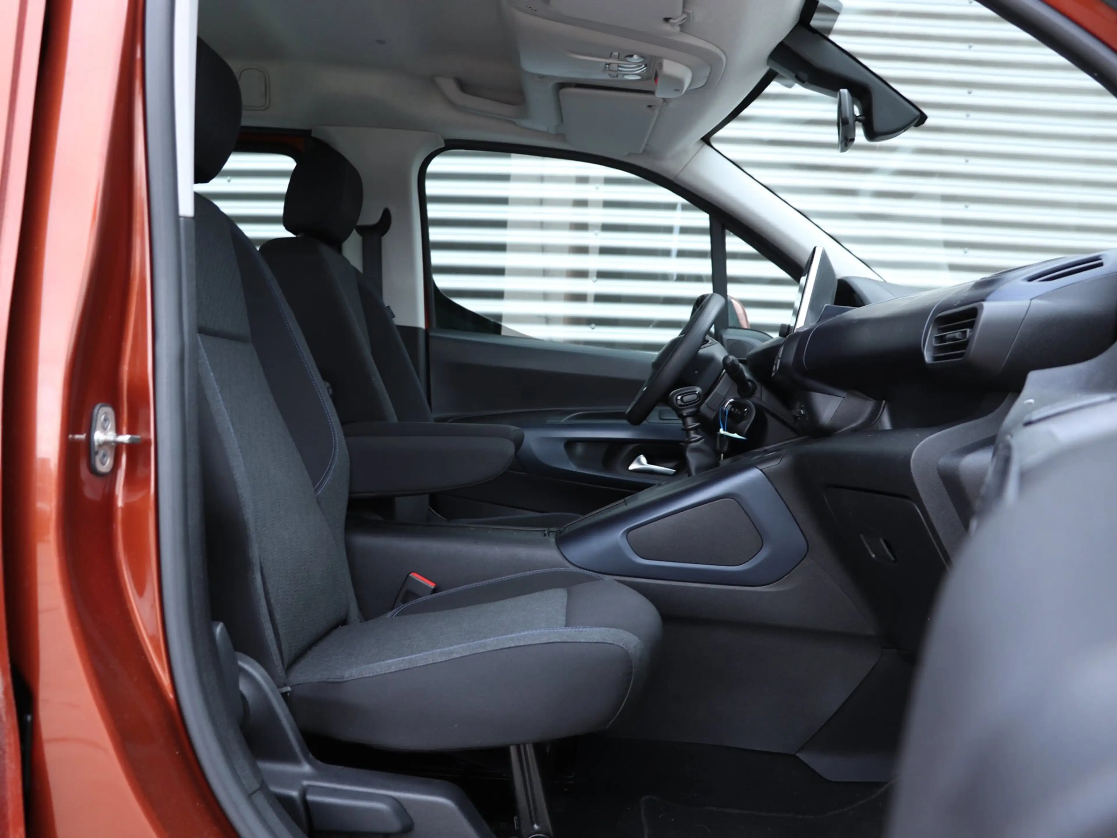 Peugeot Rifter Long 1.2 Puretech Allure 7 PERS. *Klimaatreg.*Park — photo 9
