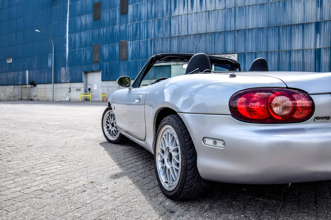 Mazda MX-5 1.6i 16V, foto 8