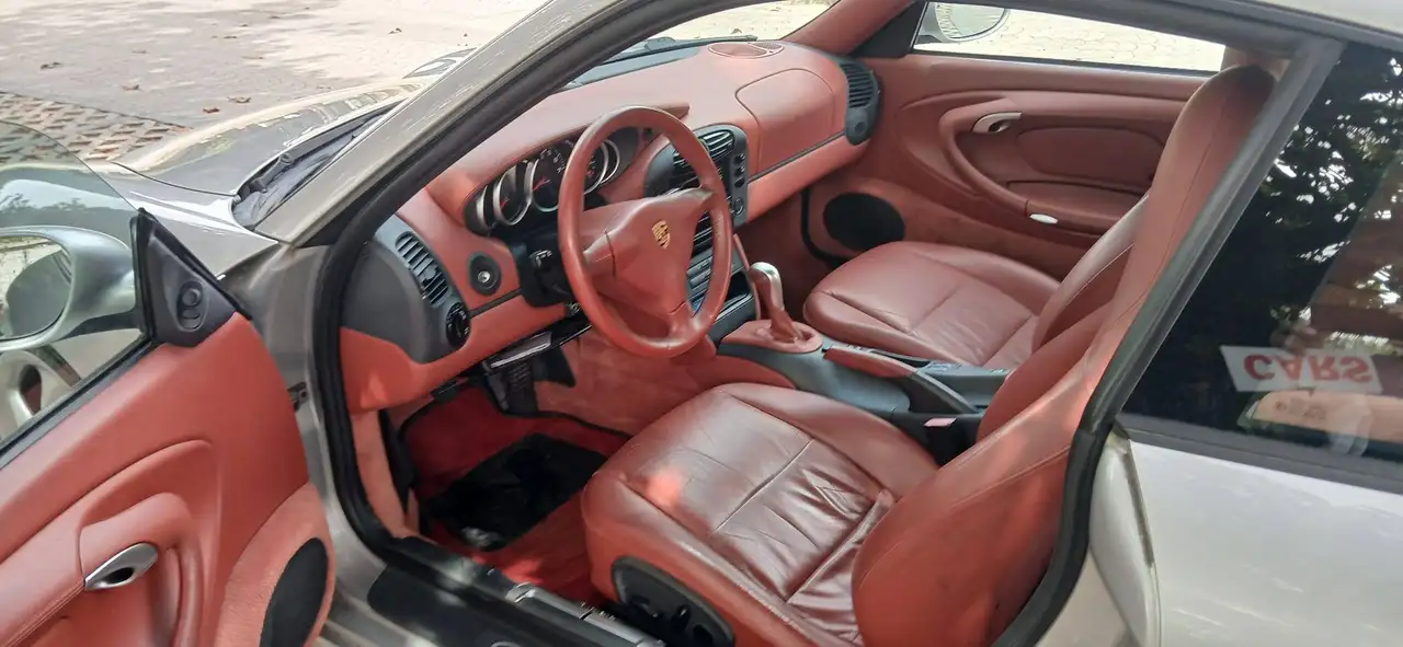 Porsche 911 IV Carrera 996 Coupe Coupe 3.4 Carrera 4, foto 4