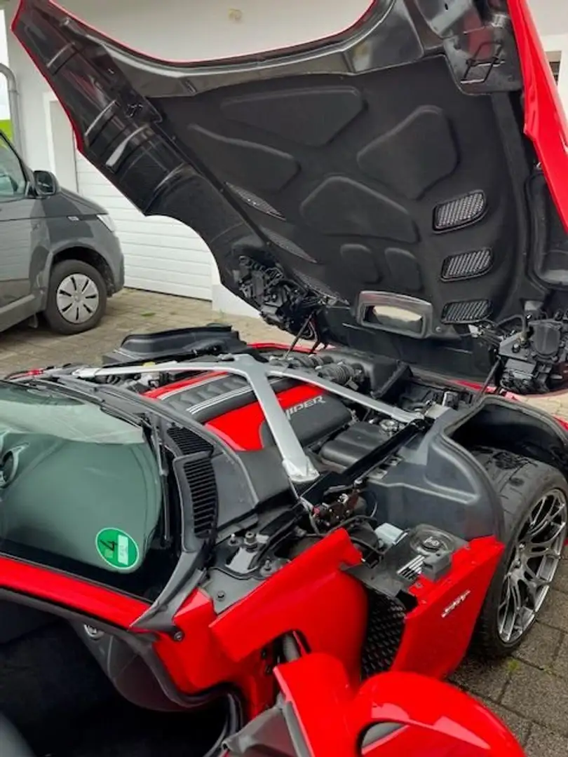 Dodge Viper SRT Roşu - 2