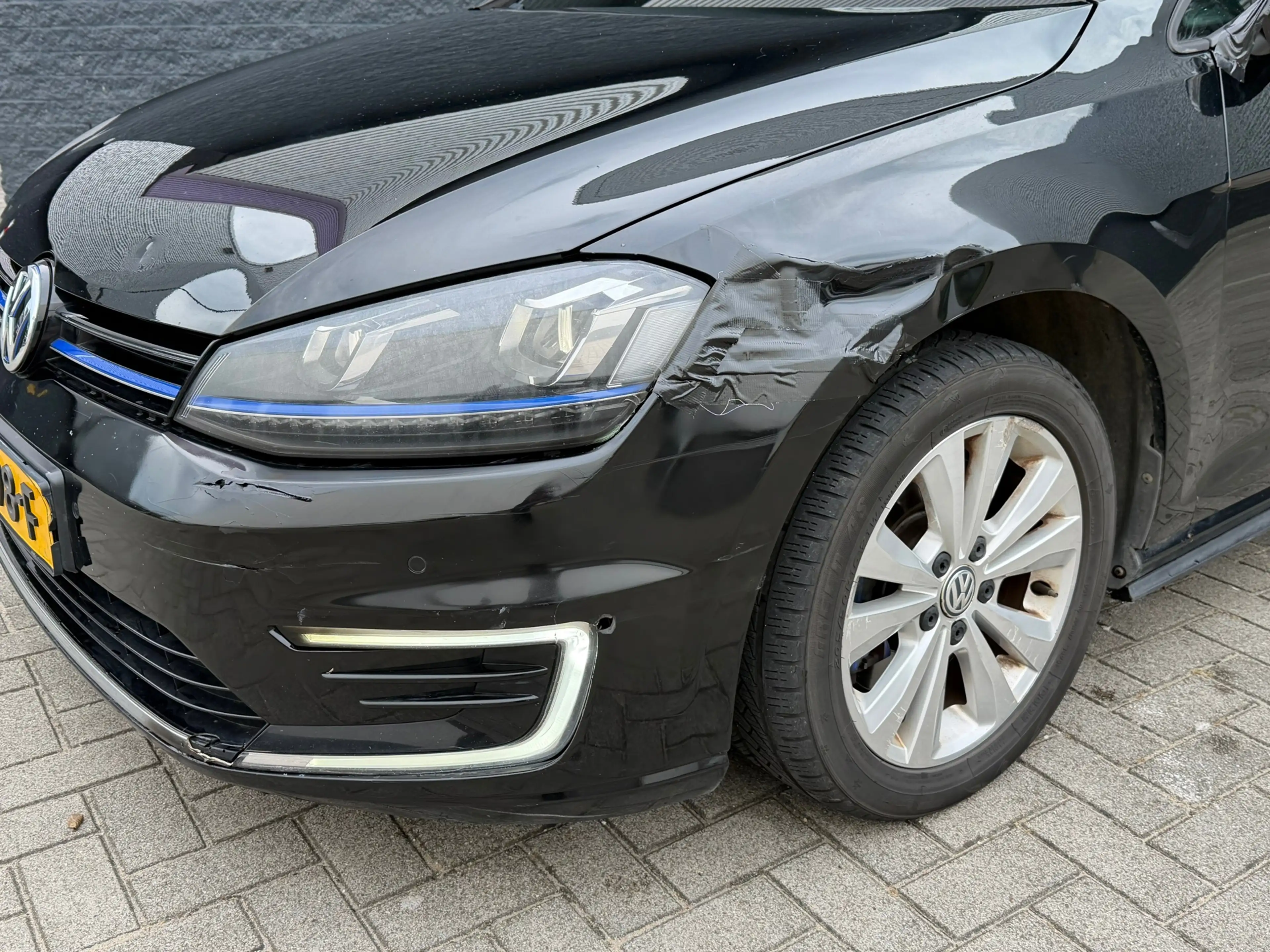 Volkswagen Golf GTE 1.4 TSI PANO/DSG/LEER — photo 8
