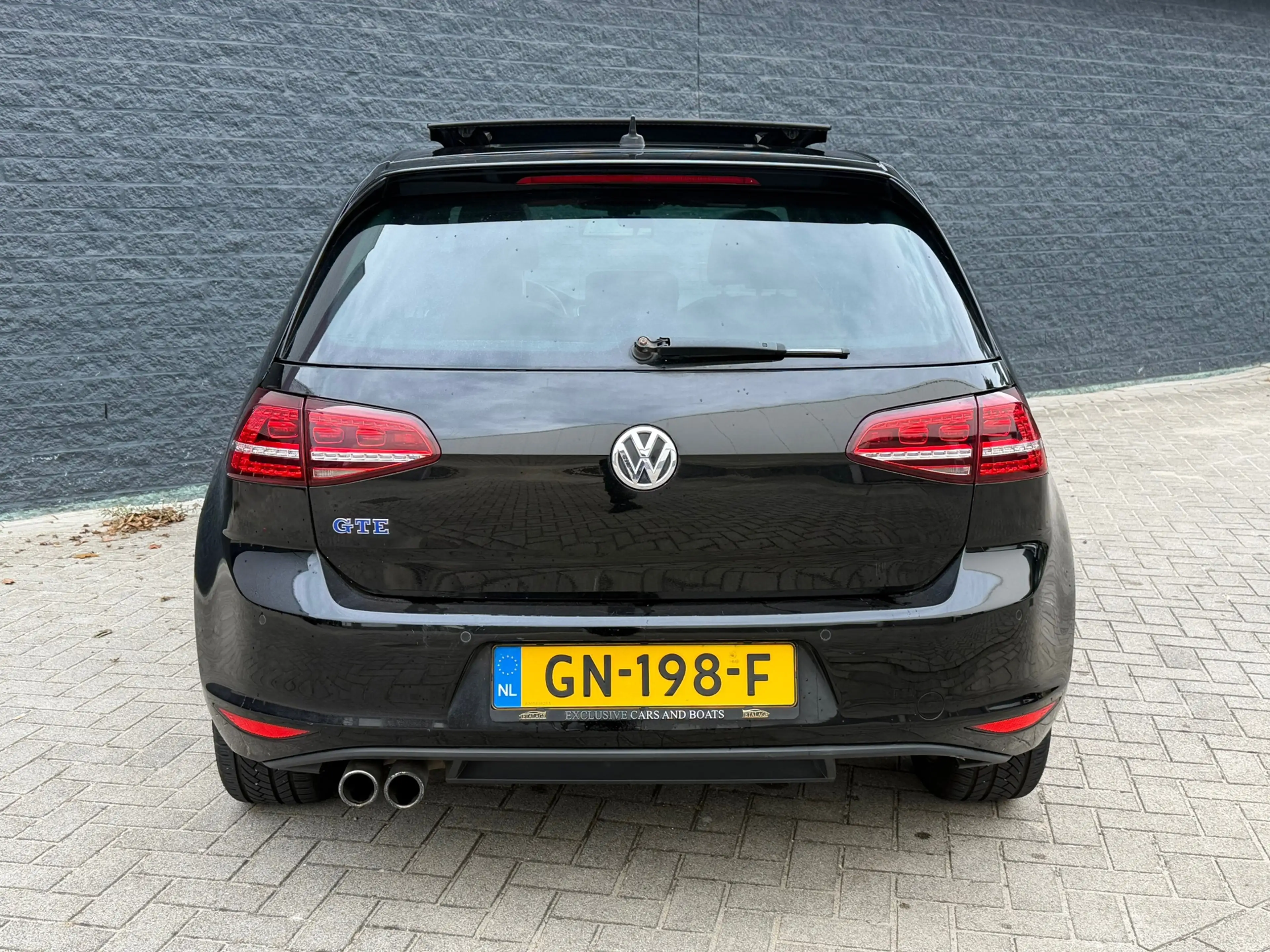 Volkswagen Golf GTE 1.4 TSI PANO/DSG/LEER — photo 4