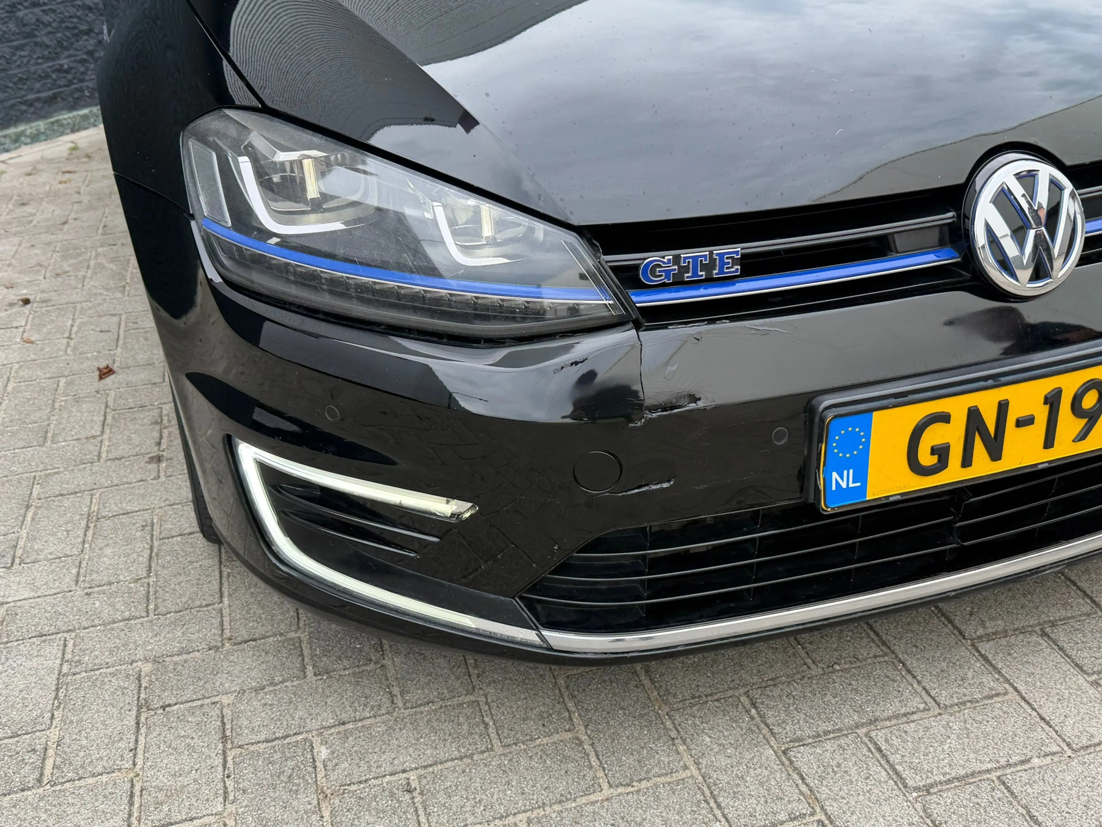 Volkswagen Golf GTE 1.4 TSI PANO/DSG/LEER — photo 9
