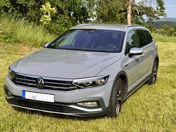 Passat Variant Alltrack 4Motion Anschlussgarantie DCC AHK Soundsystem