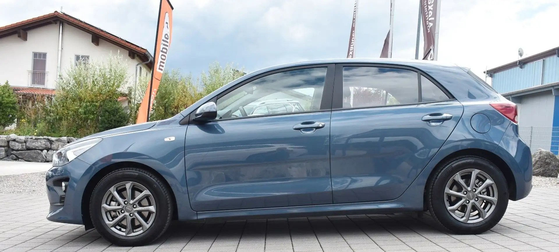 Kia Rio 1.0 T-GDI Automatik Blau - 1