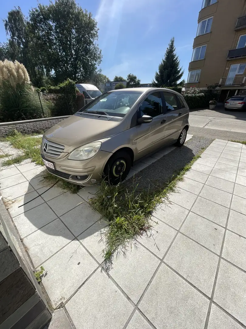 Mercedes-Benz B 150 - 1