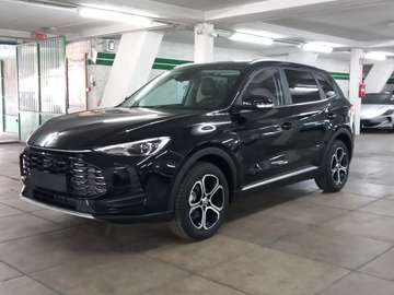 NEW ZS 1.5L MT STD