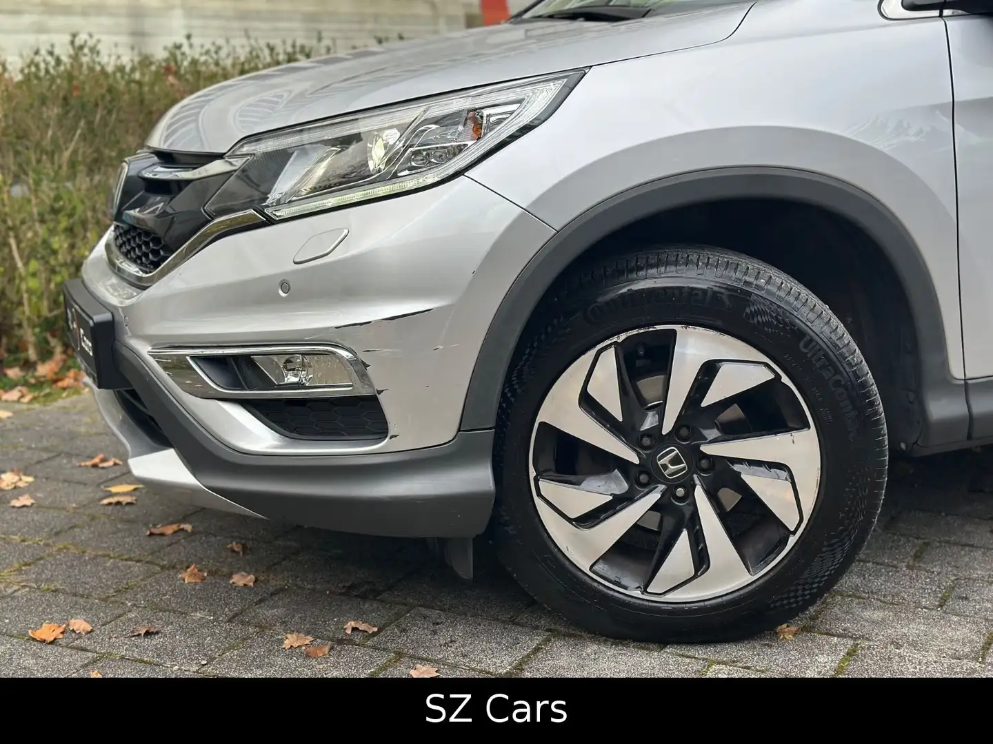 Honda CR-V Executive 4WD*ACC*KEYLESS*PANO*KAM*LEDER Silber - 2