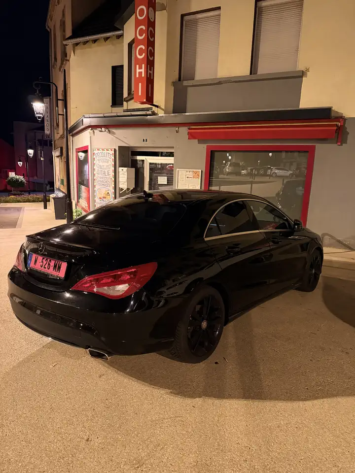 Mercedes-Benz CLA 200