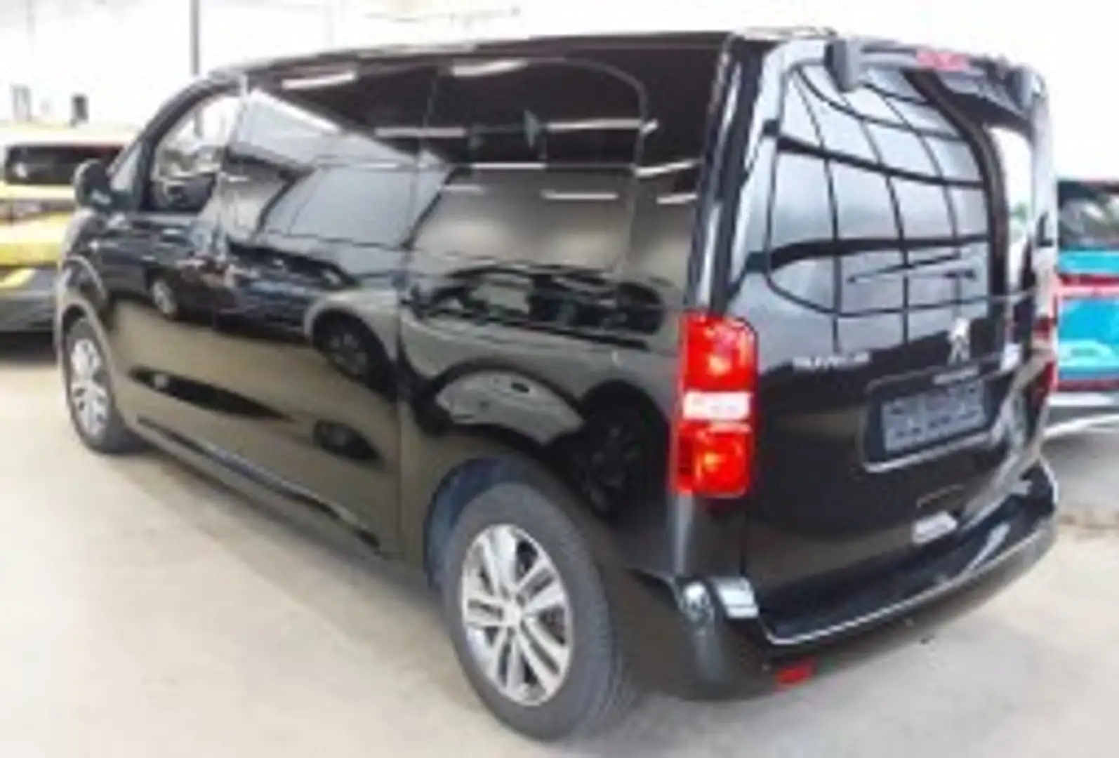 Peugeot Traveller Business VIP*L2*6Sitz*Pano*HUD*ACC*SHZ Schwarz - 2