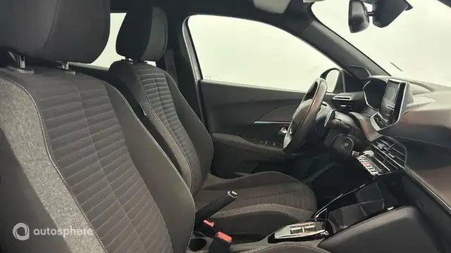Peugeot 2008 view 15