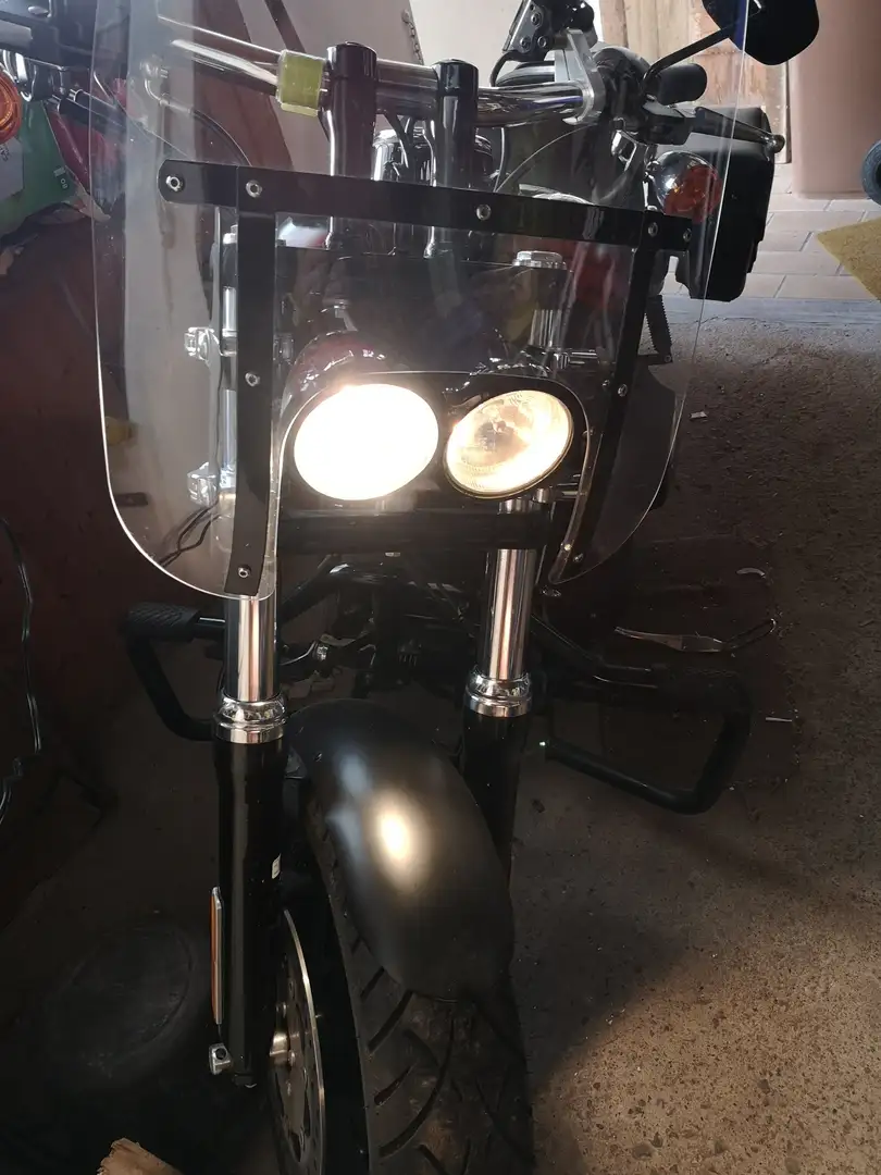 Harley-Davidson Dyna Fat Bob Black - 1