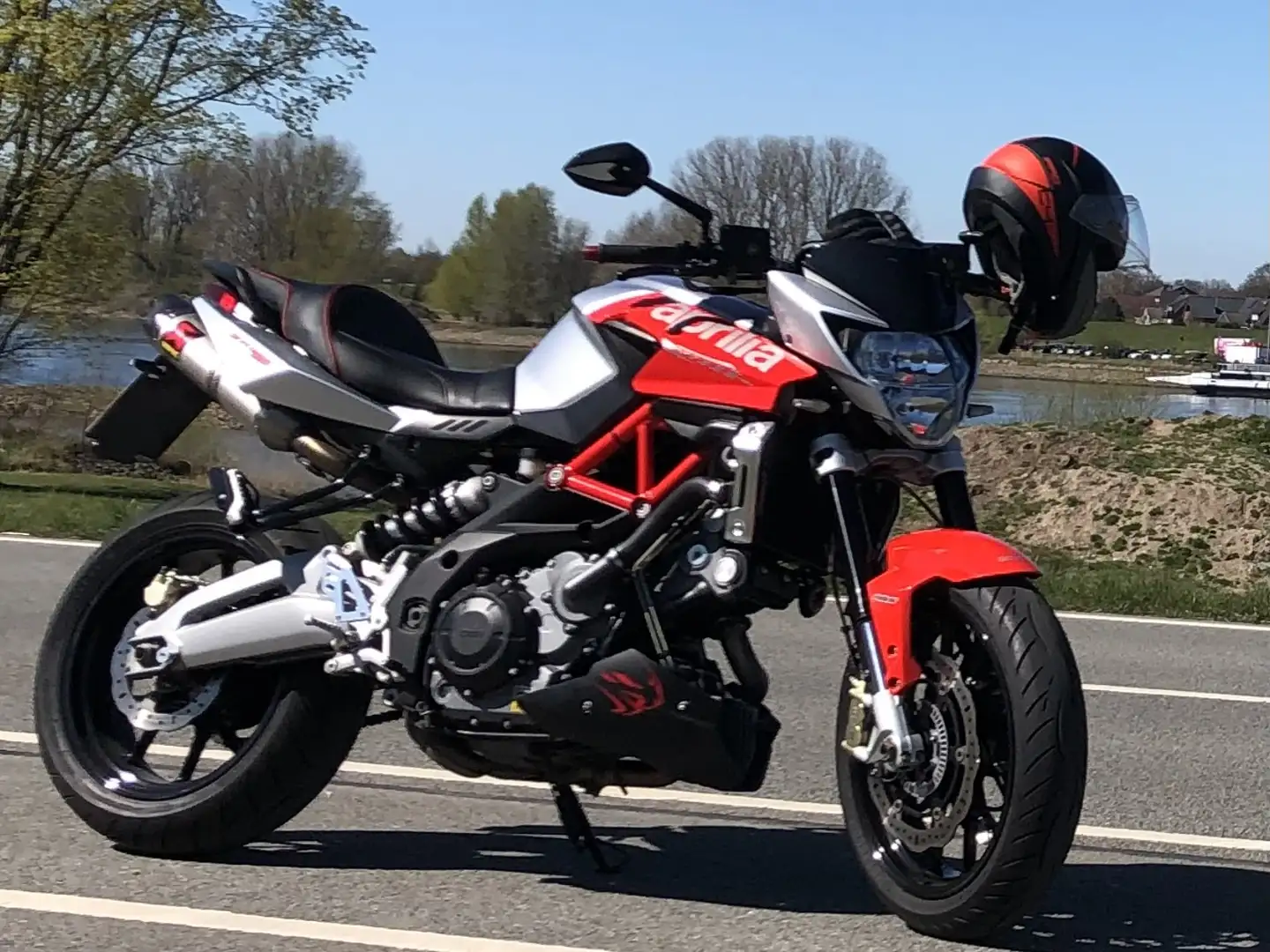 Aprilia Shiver 750 ABS (Austauschmotor) Rot - 1