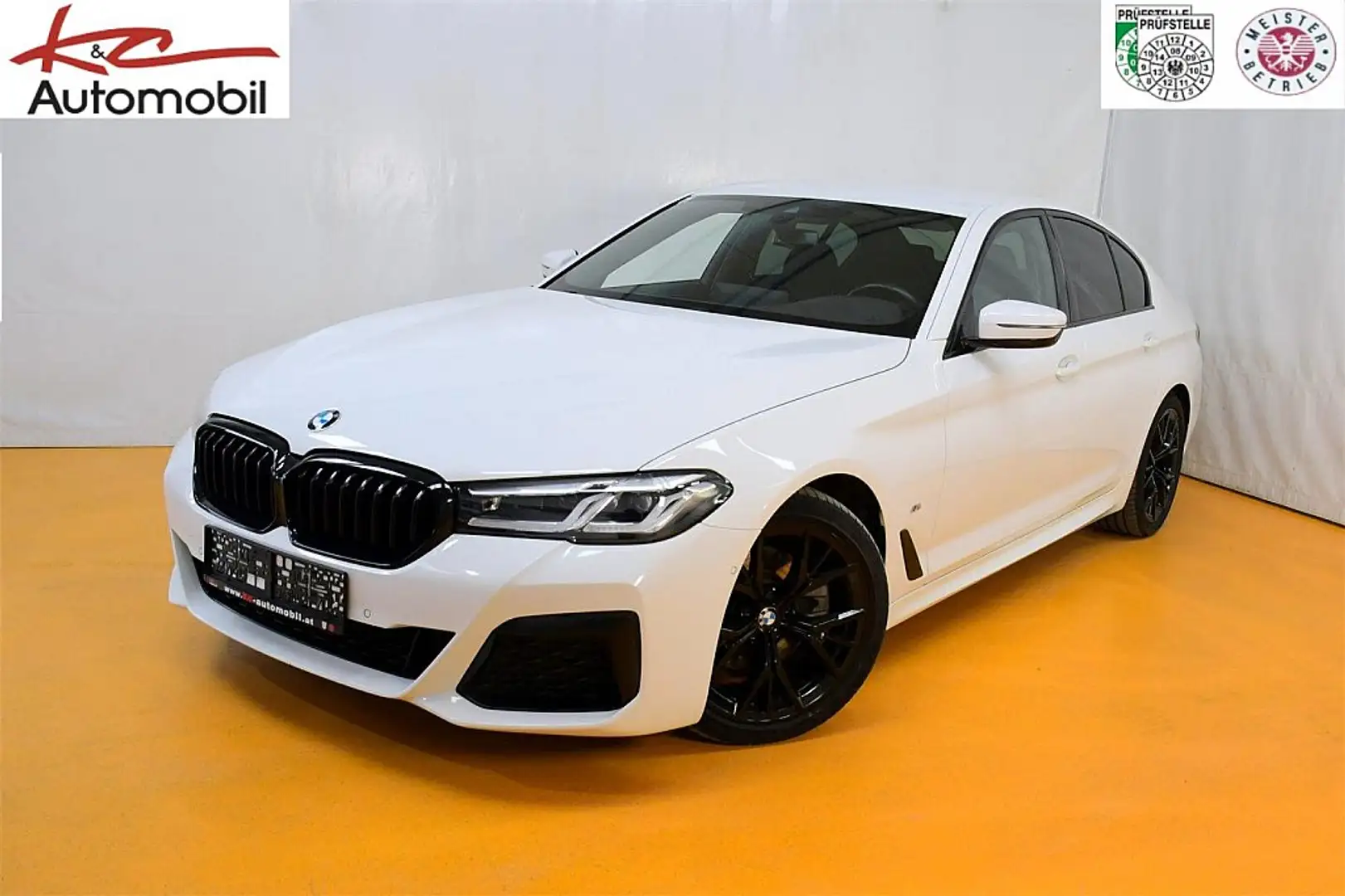 BMW 520 d xDrive 48 V Aut. Weiß - 1